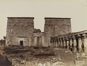 Philae, स्तंभों के साथ तोरण का दृश्य द्वारा एंटोनियो बीटो