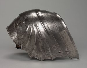गॉथिक प्रशंसक के आकार का पॉलड्रॉन, c.1485-1500 (स्टील) द्वारा एंटोनियो मिसालिया