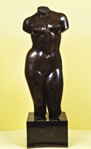 शुक्र; वीनस का धड़, सी. 1920 (ब्राउन पेटिना के साथ कांस्य) द्वारा एरिस्टाइड मैयोल