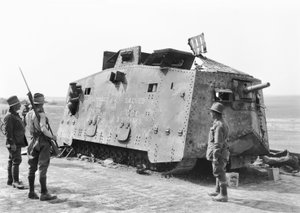 14 जुलाई 1918 को विलियर्स-ब्रेटननेक्स के पास स्मारक लकड़ी में 26 वीं बटालियन द्वारा कब्जा कर लिया गया एक जर्मन टैंक और बाद में 5 वीं ब्रिटिश ब्रिगेड ऑफ टैंक द्वारा ऑस्ट्रेलियाई युद्ध संग्रहालय के लिए 4 अगस्त