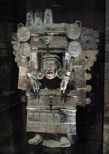 कृषि की देवी के रूप में धूप बर्नर चीकोमेकोलाट, टालहुआक, लेट पोस्टक्लासिक अवधि, c.1500 द्वारा एज़्टेक