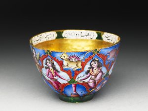 19 वीं शताब्दी की शुरुआत में ज्योतिषीय सजावट के साथ कटोरी, तश्तरी और चम्मच द्वारा Baqir