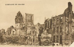 बमबारी के बाद होटल डी विले, Ypres, 1915 द्वारा बेल्जियम का फोटोग्राफर