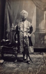  द्वारा बॉर्न और शेफर्ड