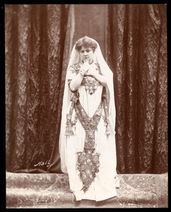 हैमरस्टीन के रूफ गार्डन, न्यूयॉर्क में ईवा फे, c.1910 (सिल्वर जिलेटिन प्रिंट)