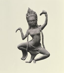 एक नाचती हुई अप्सराएं, एक फ्रिज़ से विस्तार, 12 वीं सदी के अंत - 13 वीं शताब्दी की शुरुआत (पत्थर) (155540 के साथ विवरण)