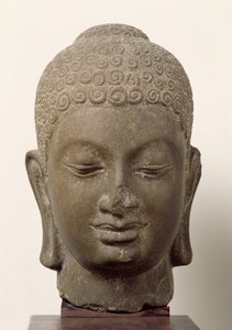 वात रोमलोक से बुद्ध के प्रमुख, अंगकोट बोरी, 6 ठी -7 वीं शताब्दी (बलुआ पत्थर)