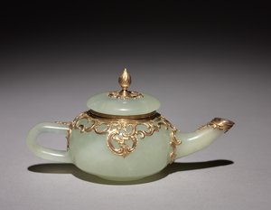 लघु चायदानी, c.1896 द्वारा कार्ल फैबर्ज