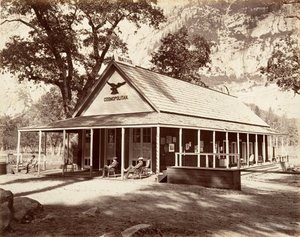 कॉस्मोपॉलिटन सैलून, सीए। 1872, मुद्रित सीए। 1876. द्वारा कार्लटन एम्मन्स वॉटकिंस