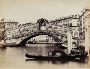 वेनिस में पोन्टे डि रियाल्टो के साथ ग्रैंड कैनाल का दृश्य। लगभग 1865-1875