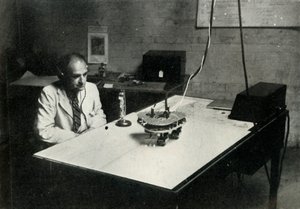 आरएएफ उड़ान प्रशिक्षण स्कूल, 1941 में नियंत्रण डेस्क।