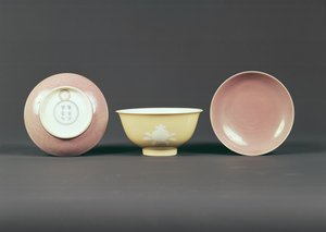परिपत्र कटोरा, चिएन फेफड़े की अवधि (1736-95) द्वारा चीनी स्कूल