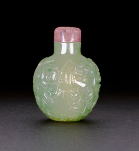 जेडाइट स्नफ़ बॉटल, c.1780-1850 (जेड) द्वारा चीनी स्कूल