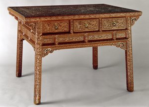 पैलेस टेबल, मिंग राजवंश, हसन ते अवधि (1426-35) (लकड़ी पर नक्काशीदार लाल लाह)