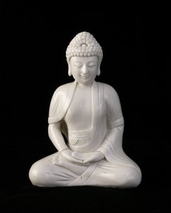 बैठे बुद्ध, फ़ुज़ियान प्रांत, मिंग या किंग राजवंश (सिरेमिक)