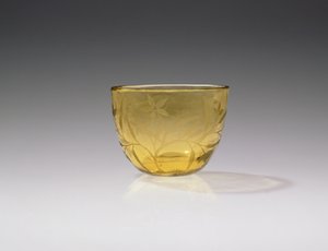 वाइन कप, योंगझेंग अवधि, 1723-35 (पीला ग्लास)