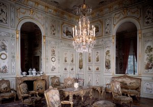 Chateau de Champs sur Marne के विशाल बैठक का दृश्य। क्रिस्टोफ़ ह्यूएट द्वारा सजाया गया (1700-1759) द्वारा क्रिस्टोफ़ ह्यूट