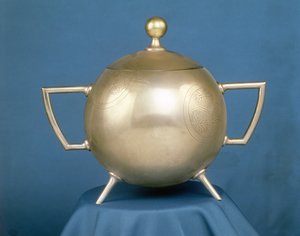 हिंग वाले कवर (इलेक्ट्रोप्लेट) के साथ दो संभाला कटोरा द्वारा क्रिस्टोफर ड्रेसर