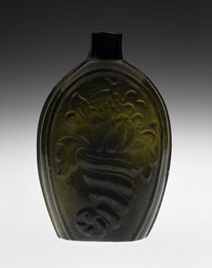 फिगर्ड फ्लास्क, शायद 1820 का दशक (नॉन-लेड ग्लास) द्वारा कोवेंट्री ग्लास वर्क्स