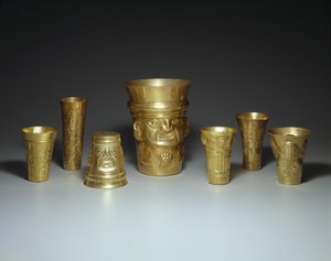 बीकर, 900-1100 (सोना)