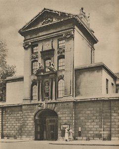सेंट बार्थोलोम्यूज़ का मुख्य द्वार, लंडोंस सबसे बड़ा अस्पताल, c1935। द्वारा डोनाल्ड मैकलेश