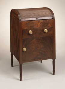 तम्बौर ड्रेसिंग टेबल, 1795-1810 (महोगनी और ट्यूलिप चिनार)