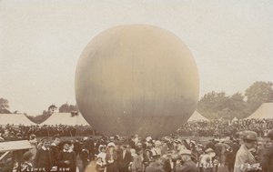 इल्केस्टन फ्लावर शो, डर्बीशायर, 2 अगस्त 1909 को गर्म हवा का गुब्बारा द्वारा ईबी टर्नर