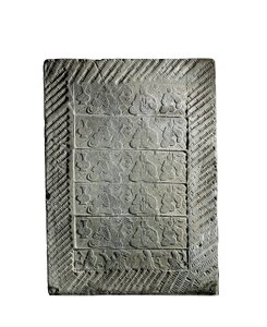 छोटे ढाले मिट्टी के बर्तनों टाइल (सिरेमिक)
