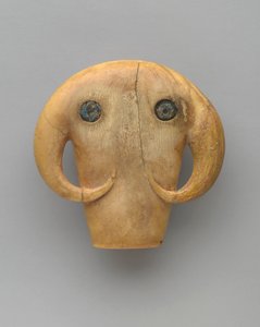 बुल्स हेड के रूप में एमुलेट, c.3500-3100 ईसा पूर्व द्वारा मिस्र