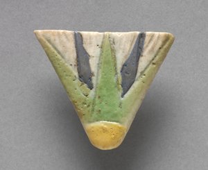 लोटस ब्लॉसम नेकलेस टर्मिनल, c.1391-1337 ईसा पूर्व द्वारा मिस्र का 18वां राजवंश Dy