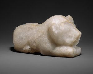 शेर शावक, c.3100-2900 ईसा पूर्व (क्वार्टजाइट)