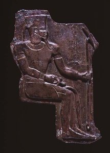सक्कारा में आइसिस के मंदिर से भगवान अमुन की राहत पट्टिका, देर से अवधि, c.760-656 ईसा पूर्व (तांबा मिश्र धातु) द्वारा मिस्र का 25 वां राजवंश