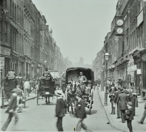 हैटन गार्डन: 1895 में होलबोर्न सर्कस, लंदन से उत्तर की ओर देखना द्वारा अंग्रेजी फोटोग्राफर
