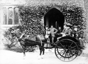 हॉर्स एंड ट्रैप राइड, c.1890 द्वारा अंग्रेजी फोटोग्राफर