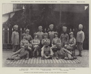 रेजीमेंट के अधिकारियों ने हाल ही में युगांडा में सेवा के लिए भारत में उठाया द्वारा अंग्रेजी फोटोग्राफर