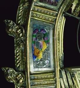 एंजेल एक किरदारपूर्ण अंग का किरदार निभा रहे हैं, विलियम ऑफ वियकेम (c.1320-1404) के सिल्वर (सिल्वर गिल्ट और चंपल मीनाकारी) से विस्तार से देखें (205100-32 देखें) द्वारा अंग्रेजी स्कूल