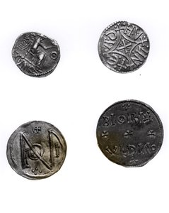 Cunobelinus या Cymbeline (d.43 AD), Offa, Mercia के राजा (757-96 AD) और अल्फ्रेड (871-99 AD) के सिक्के और एडवर्ड द एल्डर (871-990 AD) (सिल्वर)