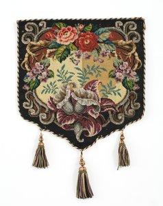 फायर स्क्रीन पैनल, c.1850 (बीडवर्क और सिल्क बैकिंग के साथ बर्लिन वूलवर्क कैनवास पैनल) द्वारा अंग्रेजी स्कूल