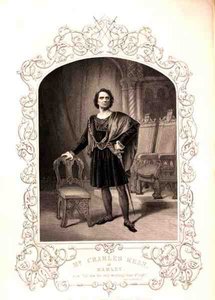 हेमलेट के रूप में मिस्टर चार्ल्स कीन, एक्ट III सीन 2, विलियम शेक्सपियर (1564-1616) के नाटक में पेन ऑफ इस्लिंगटन (उत्कीर्णन) द्वारा एक डग्युएरियोटाइप से द्वारा अंग्रेजी स्कूल