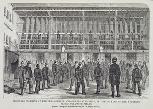 लंदन के द क्रिमिनल जेल्स एंड हेनरी मेय्यू (1812- 18) की जेलों की जेलों से, वैग्रांट्स जेल, कोल्डबाथ फील्ड्स के थ्री यार्ड में एक्सरसाइज करने वाले ट्रेड-व्हील और अन्य में काम करने वाले कैदी (1812-) द्वारा अंग्रेजी स्कूल