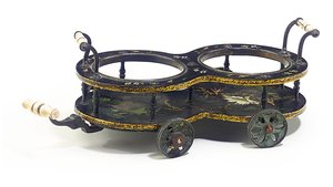 विलियम लीसन एंड संस द्वारा रीजेंसी वाइन कोस्टर, c.1820 (पपीयर माचे एंड आइवरी) (441500 भी देखें) द्वारा अंग्रेजी स्कूल