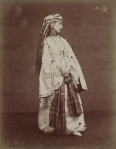 सारा बर्नहार्ट वॉल्टेयर, 1874 द्वारा ज़ैरे में। द्वारा एटिने कारजाटा