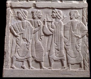 नृत्य दृश्य, संगमरमर के मकबरे की कम राहत द्वारा Etruscan Etruscan