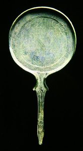 छितरी हुई सजावट के साथ दर्पण (कांस्य) द्वारा Etruscan Etruscan