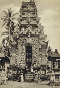 डच इंडीज, मंदिर, बाली (बी/डब्ल्यू फोटो) द्वारा यूरोपीय फोटोग्राफर