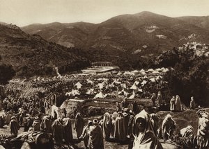मौले-इदरीस, तीर्थयात्री शिविर (बी/डब्ल्यू फोटो) द्वारा यूरोपीय फोटोग्राफर