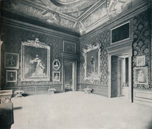 केन्सिंगटन पैलेस में क्वीन कैरोलिन ड्राइंग-रूम, c1899, 1901 द्वारा आइरे और स्पोटिसवोड
