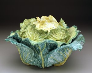 "गोभी" ट्यूरेन और कवर, c.1755 (टिन-ग्लेज़ेड मिट्टी के बरतन) द्वारा फैक्टरी Sceaux