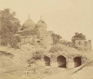 कस्टम-हाउस बैटरी के पास मस्जिद द्वारा फेलिस बीटो