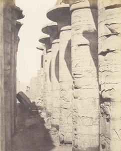 कर्णक थेब्स, पैलेस - हाइपोस्टाइल हॉल - सेंट्रल कोलोनेड से देखा गया ..., 1851-52, 1853-54 मुद्रित। द्वारा फेलिक्स टाइनार्ड
